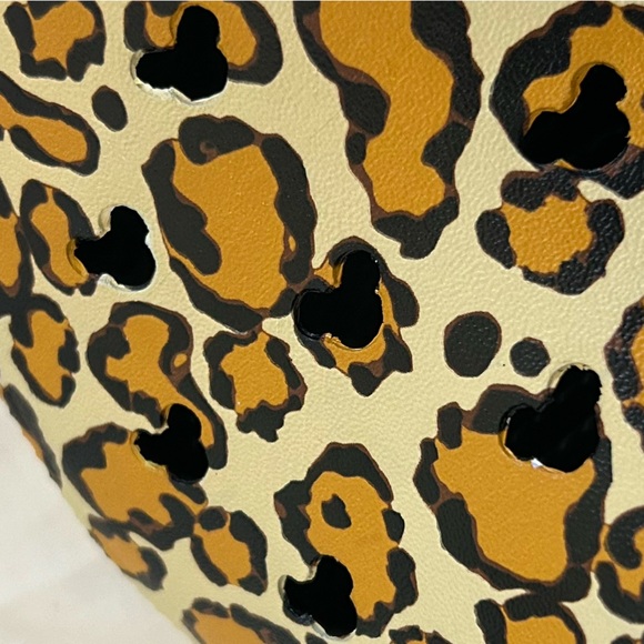 NWT Disney Leopard CROCS - Picture 12 of 14